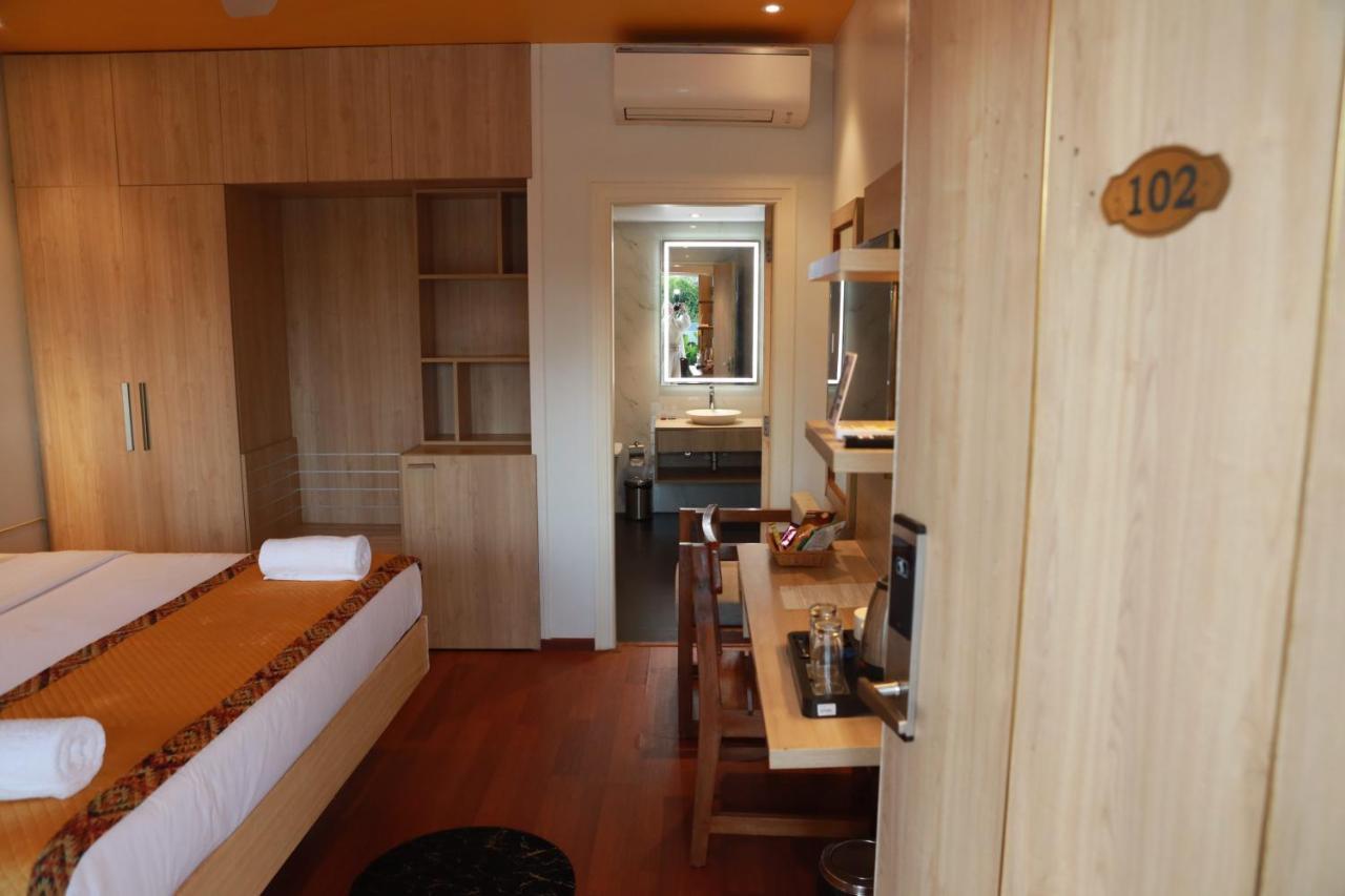 Gracias Cafe & Resort Morjim Dış mekan fotoğraf