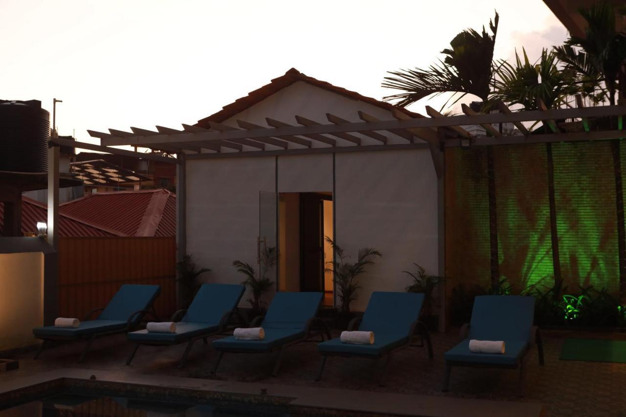 Gracias Cafe & Resort Morjim Dış mekan fotoğraf