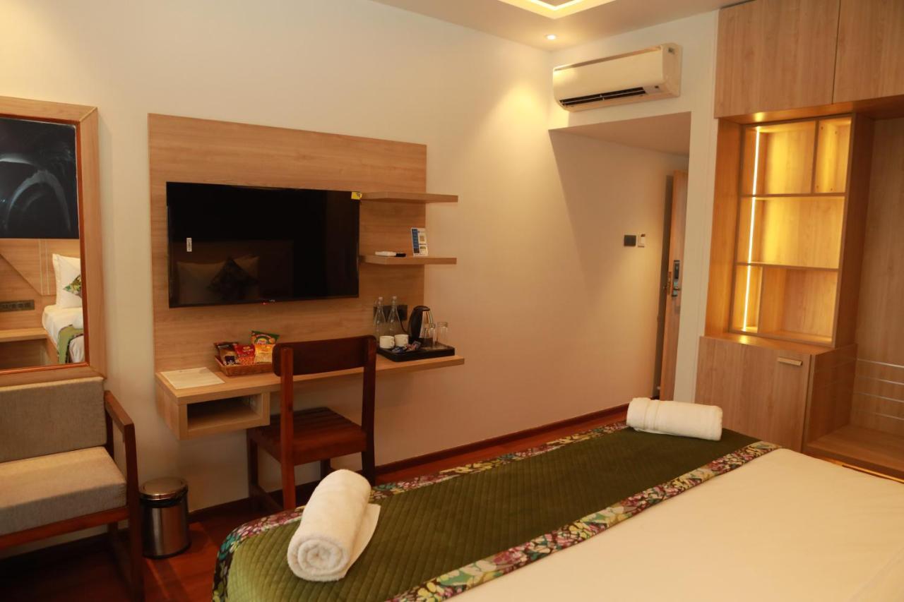 Gracias Cafe & Resort Morjim Dış mekan fotoğraf
