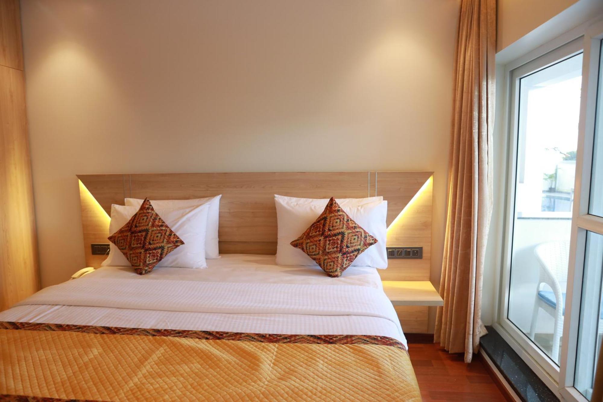 Gracias Cafe & Resort Morjim Dış mekan fotoğraf